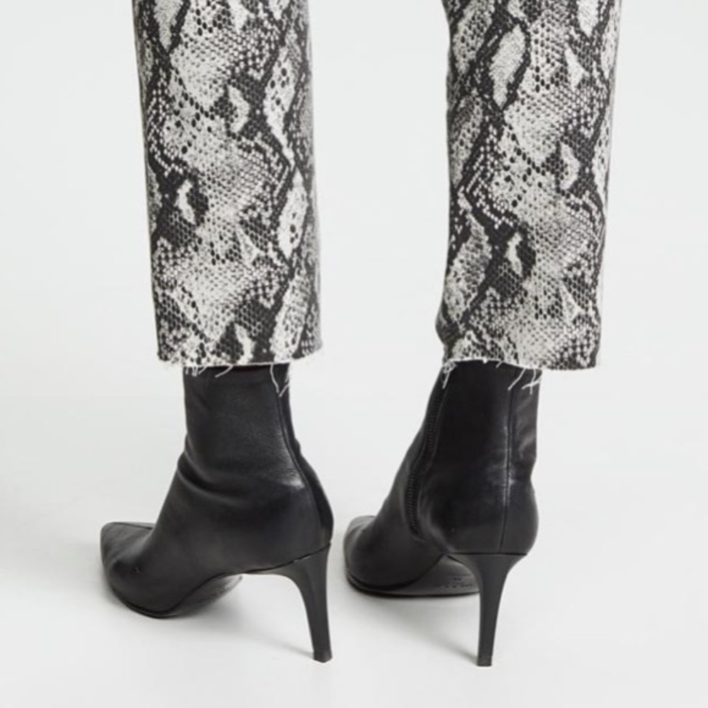 Hoxton Raw Hem Snake Print High-Rise Slim Jeans - Picture 6 of 13